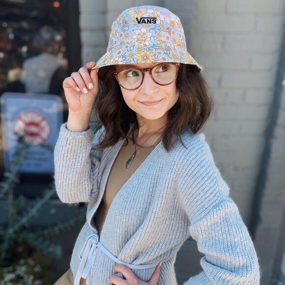 [SOLD on Curtsy] Vans Floral Mushroom 70s Print Bucket Hat Size Small/Medium - Picture 6 of 6
